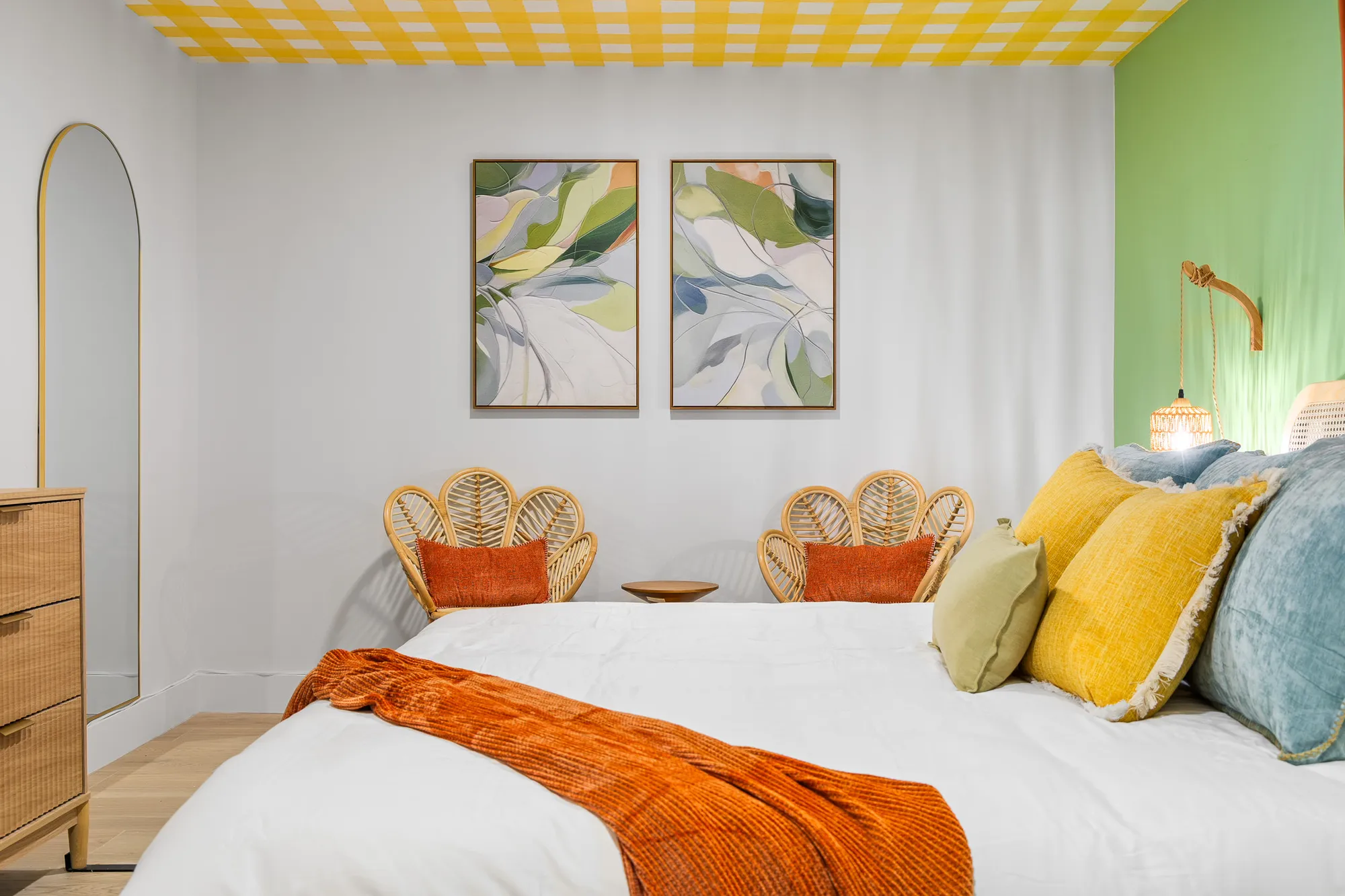 Bedroom 4 detail