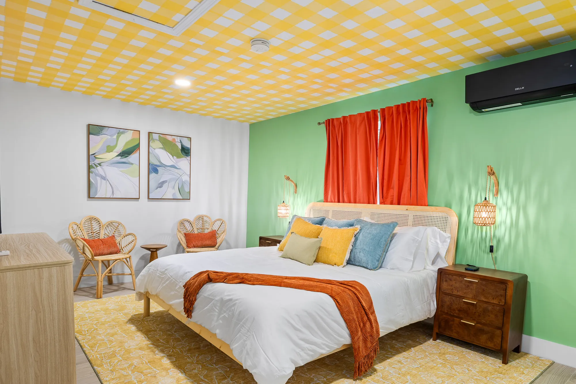 Bedroom 4 — King